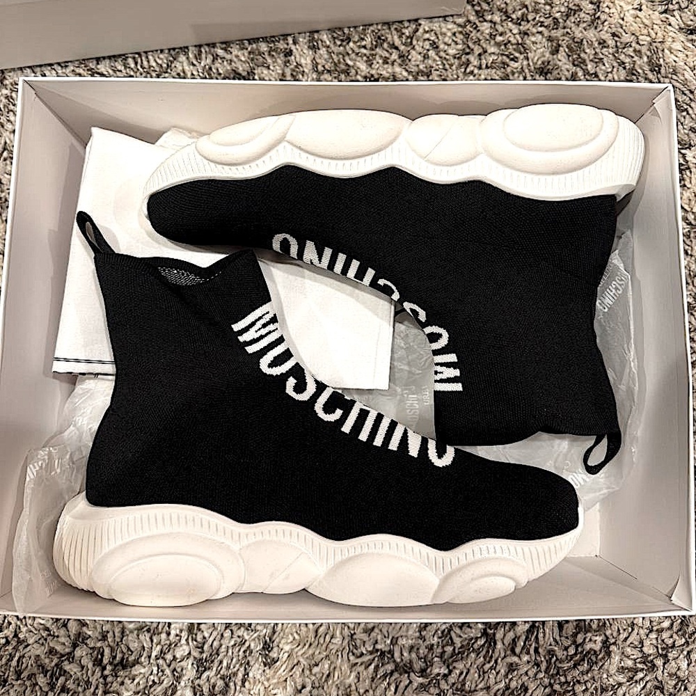 NWT Moschino High Top Logo Sneakers TeddyBear White On Black 42 Size(9.5 US man)
